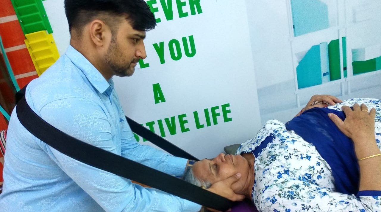 physiotherapy center in agra